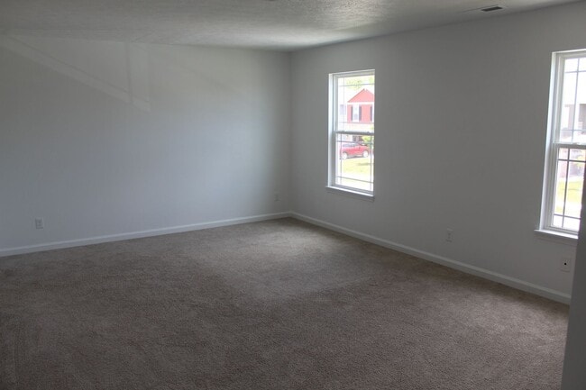 Building Photo - Now Available! Newer 4 BR Home in Decatur Schools!