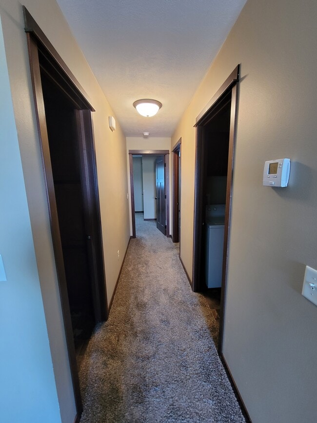 Building Photo - 1010 W Highway 14