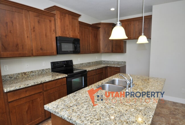 Building Photo - 1752 Winford Dr