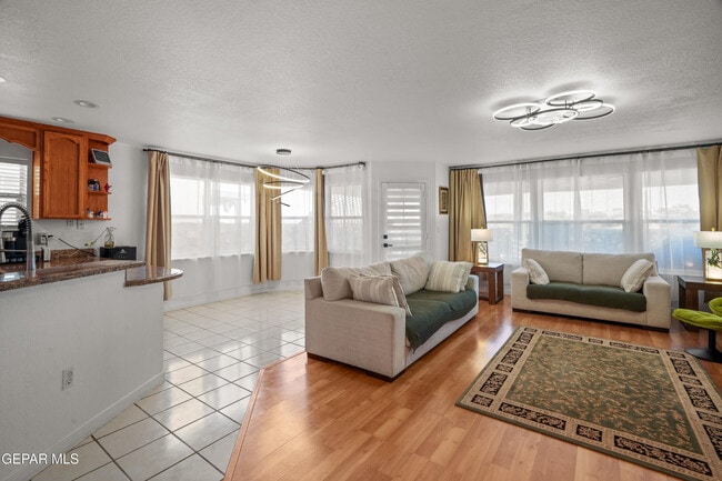 Building Photo - 6205 La Posta Dr