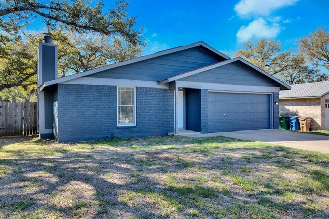 Building Photo - 8002 Croftwood Dr