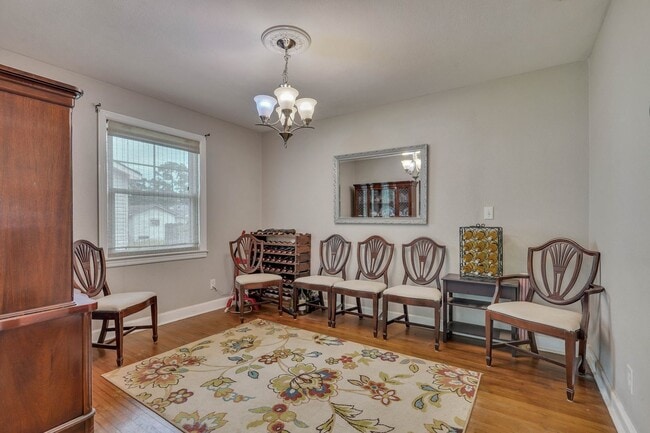 Building Photo - Charming 3-Bedroom Home in Savannah’s Parkside Neighborhood
