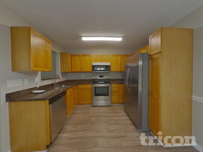 Building Photo - 4509 Capstone Dr
