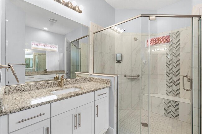 Building Photo - 2320 Symphony Cir