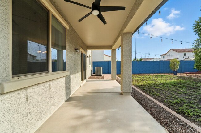 Building Photo - Charming Marley Park Home with Gorgeous Cu...