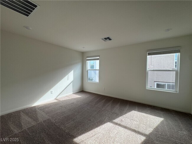 Building Photo - 9143 Rivington Ave