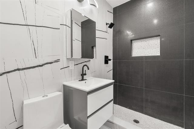 Building Photo - 232 Van Horne St