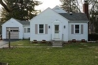 Building Photo - 1683 N Longview St