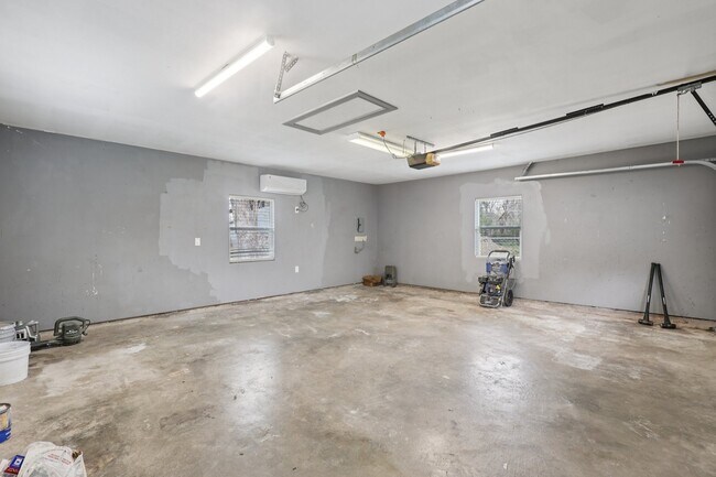 Building Photo - 3919 Galway Ln