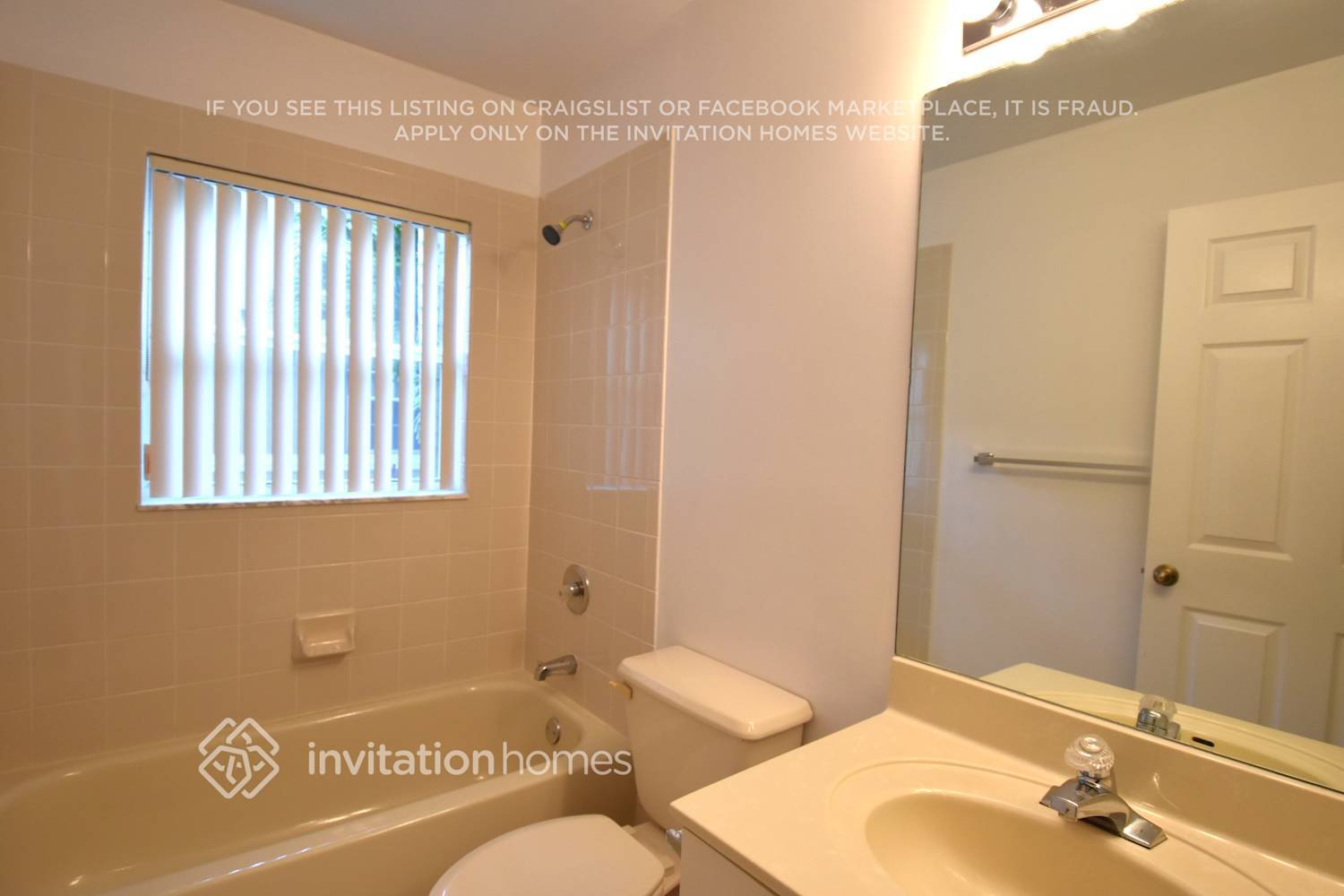Building Photo - 15290 SW 51st St