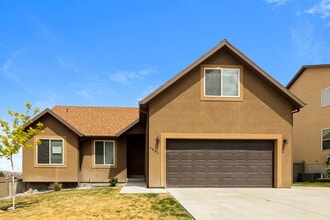 Building Photo - 6824 Yakima Way