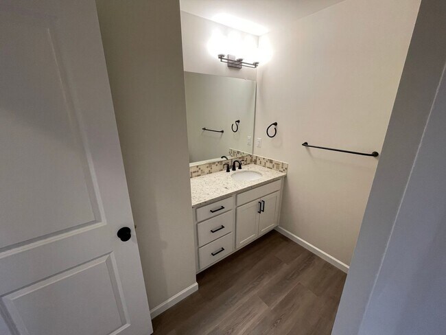 Building Photo - 1220 19th St