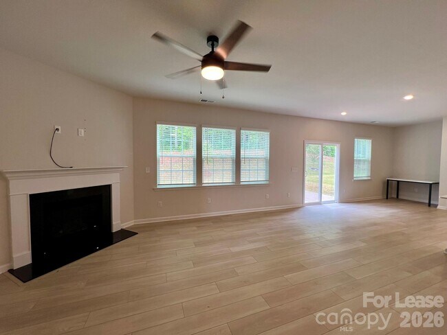 Building Photo - 314 Hamptons Cove Rd
