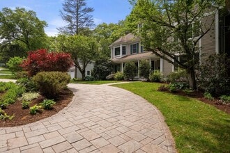 Building Photo - 230 Follen Rd