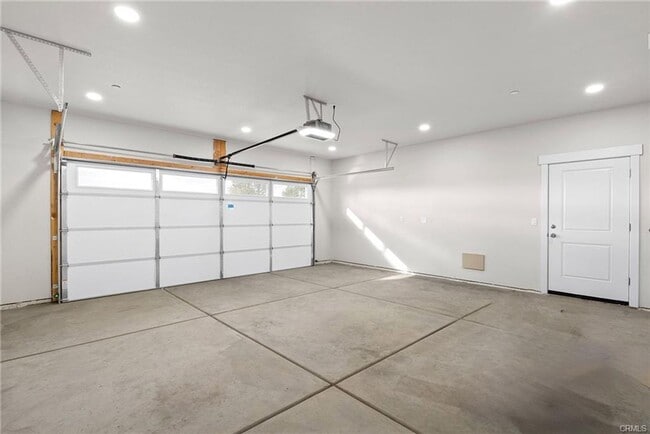 Building Photo - Brand New, Great Two Bedroom Home on The R...