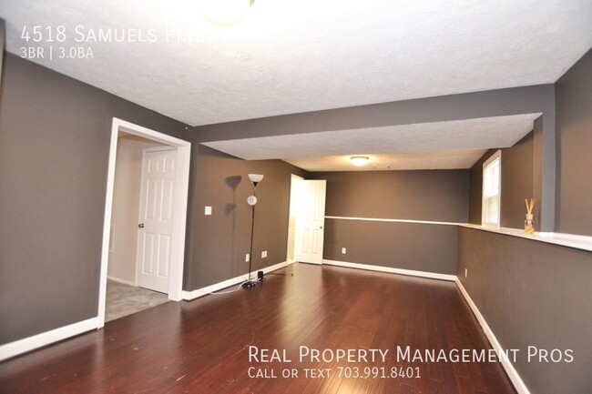 Building Photo - Beautifully Updated Single Family For Rent...