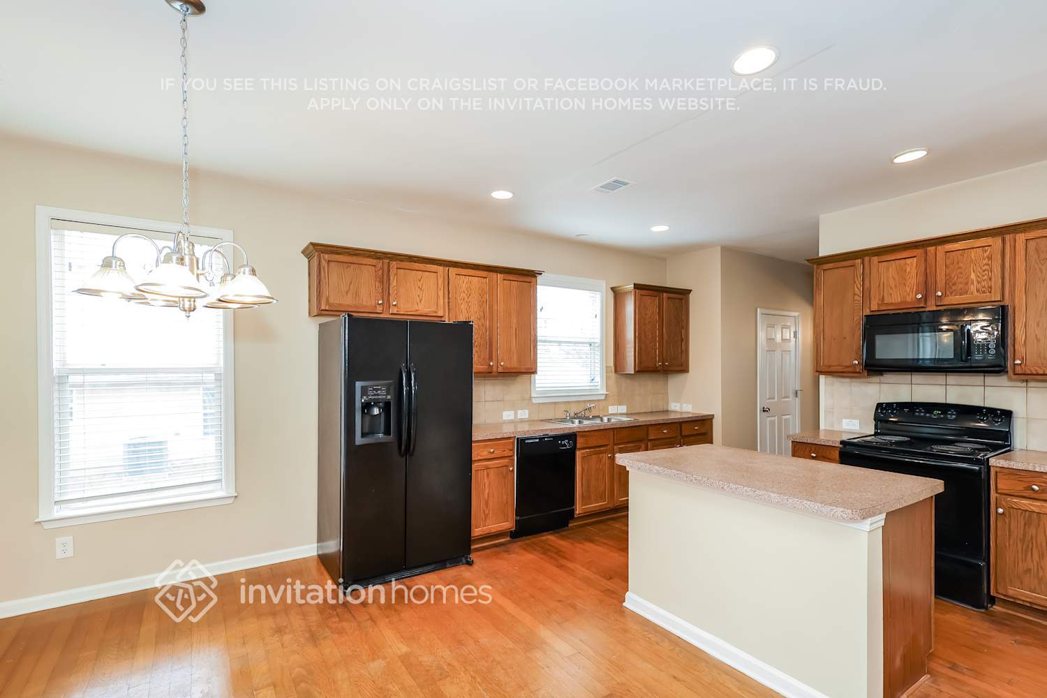 Building Photo - 2883 Open Sky Way