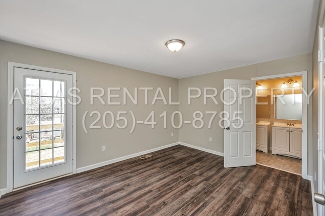 Building Photo - Beautiful 3 Bedroom, 2 Bath Duplex in Childersburg