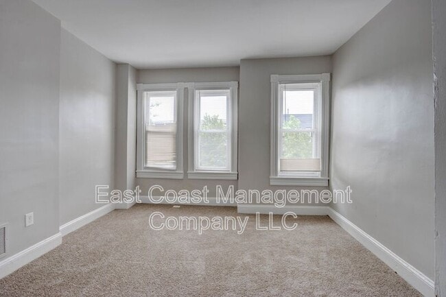 Building Photo - 237 N Luzerne Ave