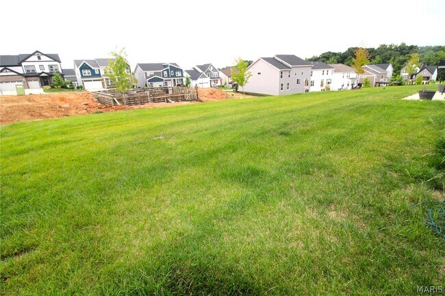 Building Photo - 818 Memsie Dr
