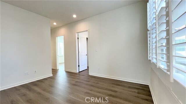 Building Photo - 155 Excursion