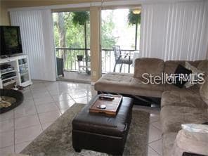 Building Photo - 9105 Tudor Dr