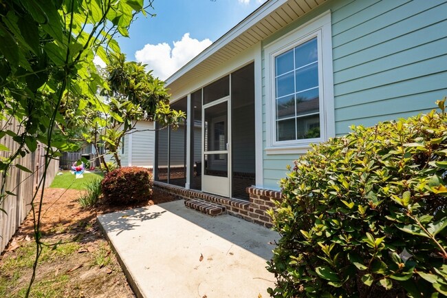 Building Photo - Church Street Village Home For Rent