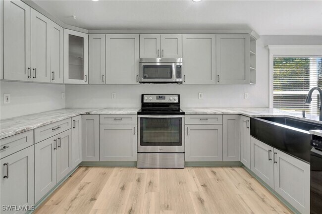 Building Photo - 12843 Fox Hollow Cir