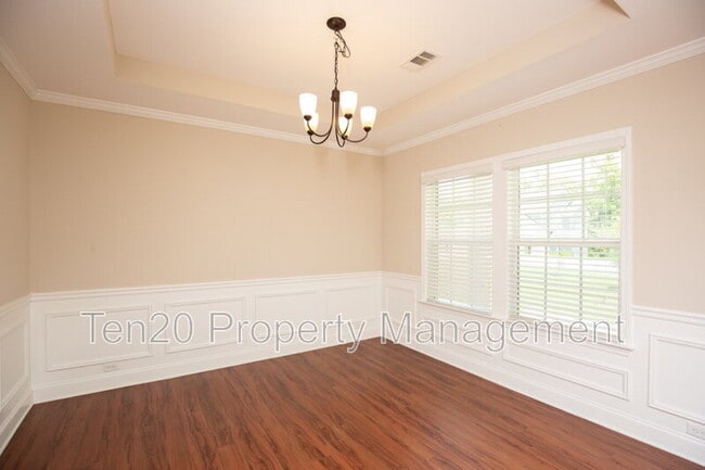 Building Photo - 4883 Wisteria Ln