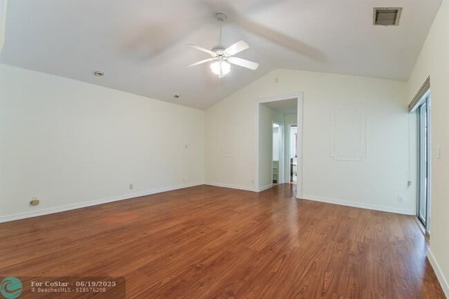 Building Photo - 1561 NW 101st Ave
