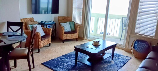 Building Photo - 9420 Seawall Blvd