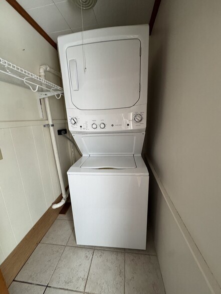 In unit laundry - 4 Rutland St