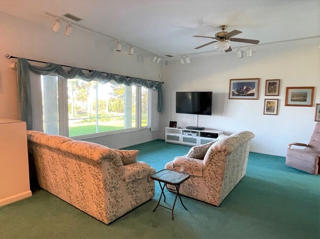Building Photo - Sunrises with the Dolphins! Large Spacious...