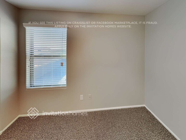 Building Photo - 1544 W San Tan Hills Dr