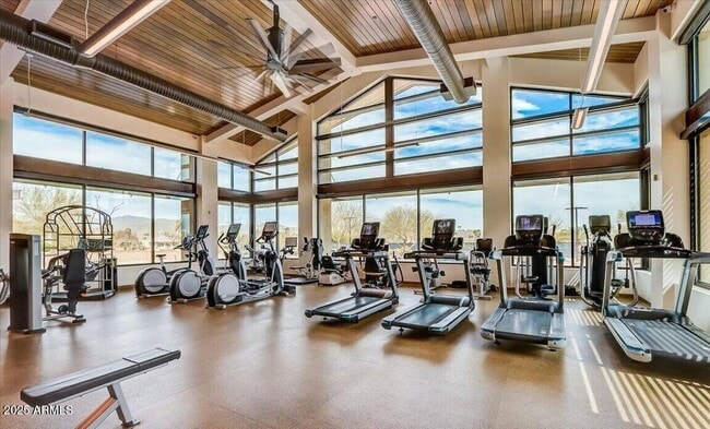 Building Photo - 25409 N Quail Haven Dr