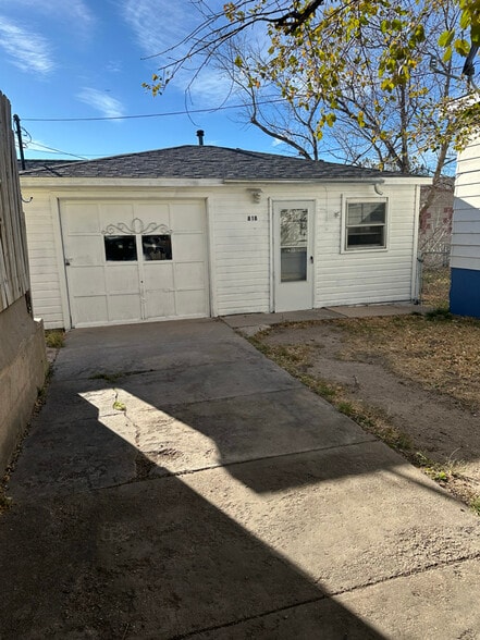 Primary Photo - 818 Carey Ave