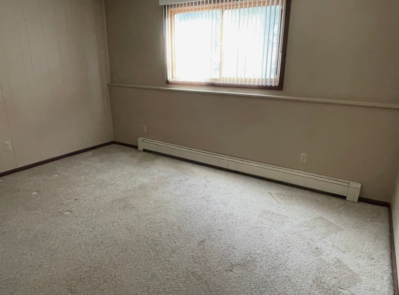 Building Photo - 1203 Greenhill Dr