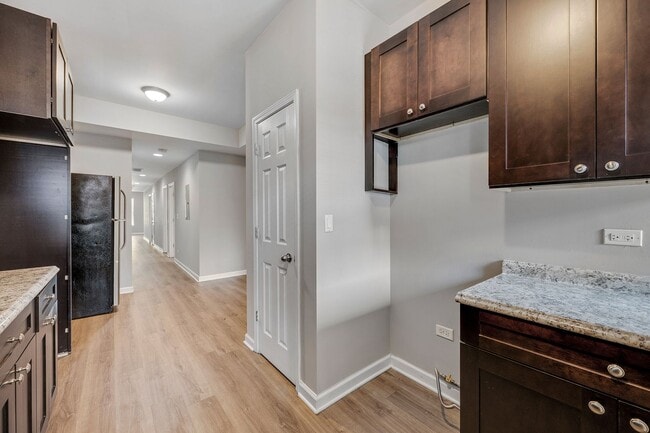 Building Photo - 4143 S Michigan Ave