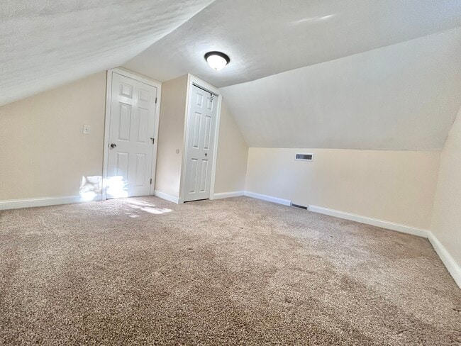 Building Photo - 39 Virginia Rd