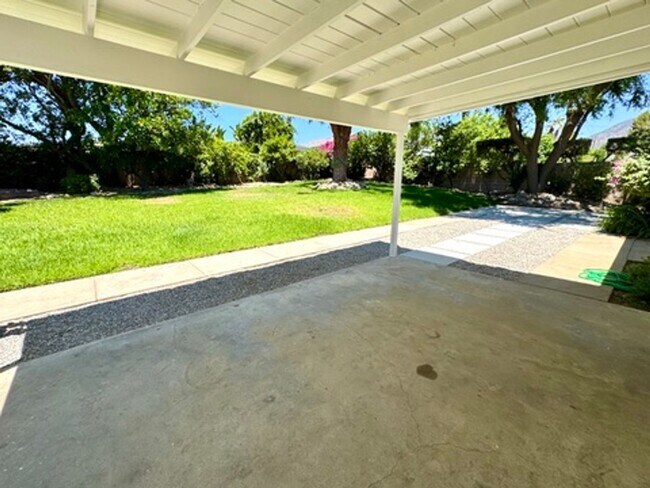 Building Photo - Luxury Living Redefined – Fully Renovated & Move-In Ready!