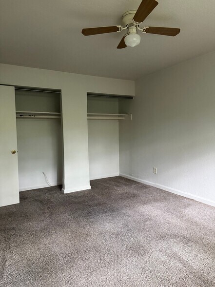 Building Photo - 2412 Azalea Garden Rd