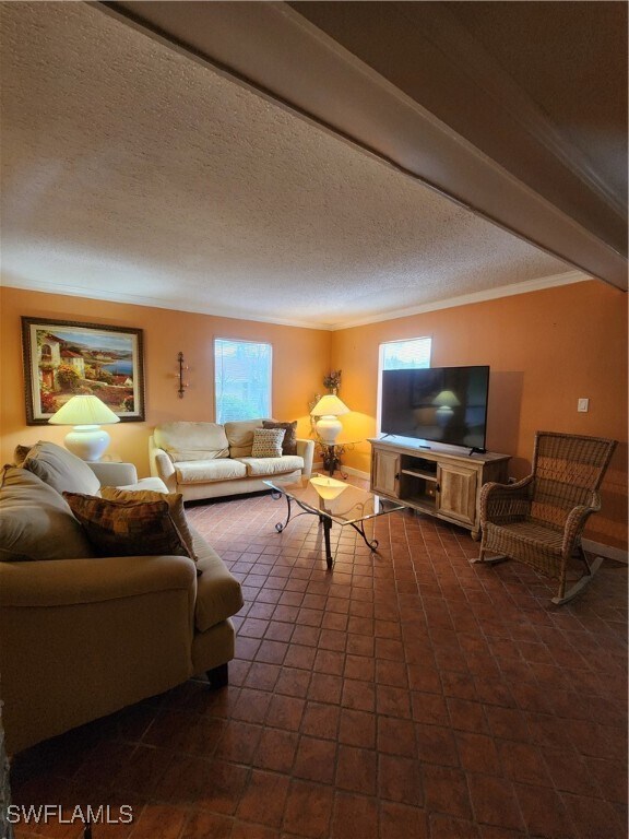 Building Photo - 925 Palm View Dr