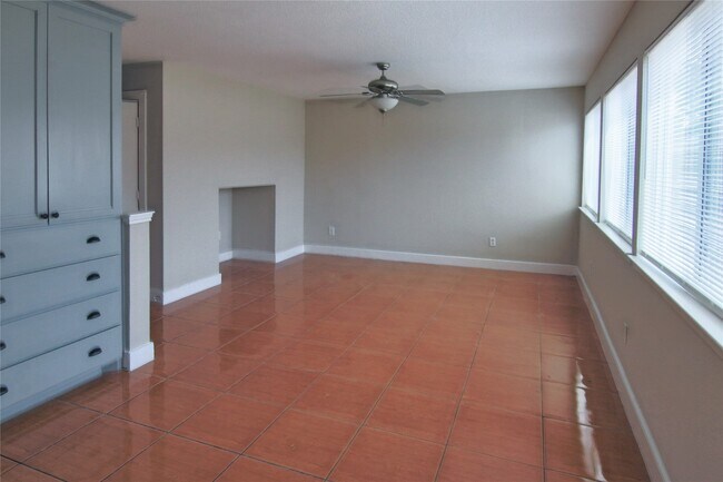 Building Photo - 6335 Torrance Elms Ct