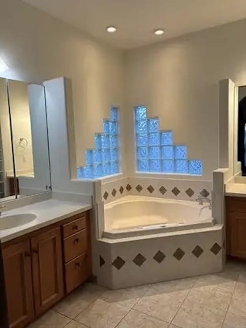 Building Photo - 337 Dakota Cir