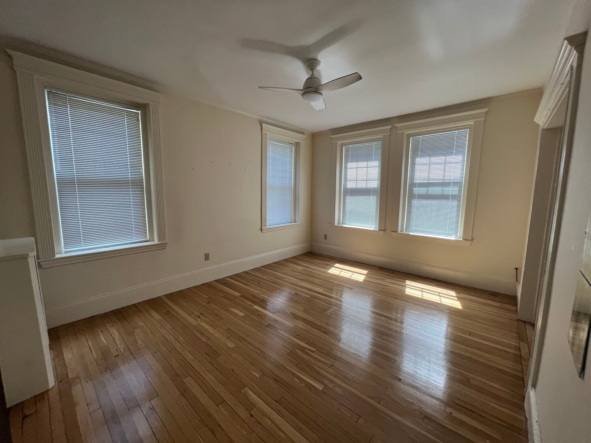 Building Photo - 73 Longwood Ave