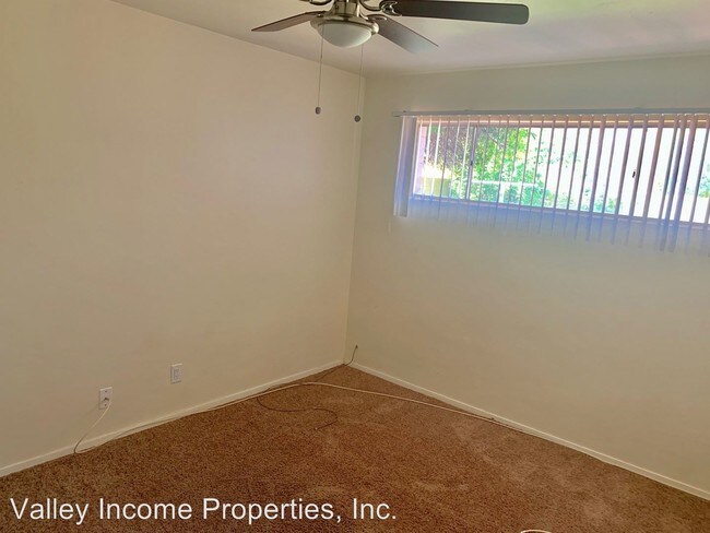 Building Photo - 1920 W Berridge Ln