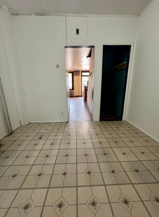 Building Photo - Stunning 3-Bedroom Townhome in Frankford! Available NOW!