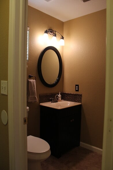 Second Bath - 108 5th St