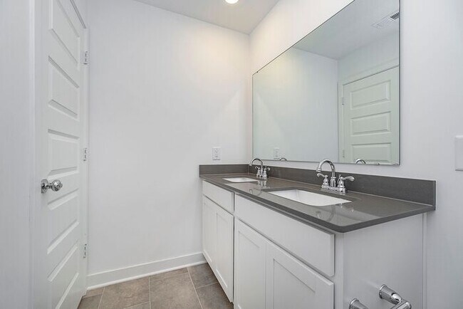 Building Photo - Brand New 5 Bedroom 3 Full Bath in Booming Westfield!