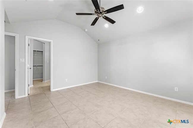 Building Photo - 193 Heather Glen Way